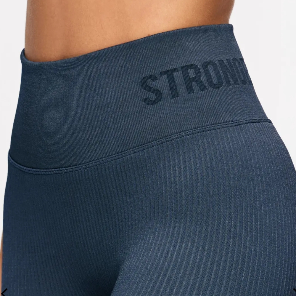 STRONGER Rib Seamless Leggings - Picture 6 of 7